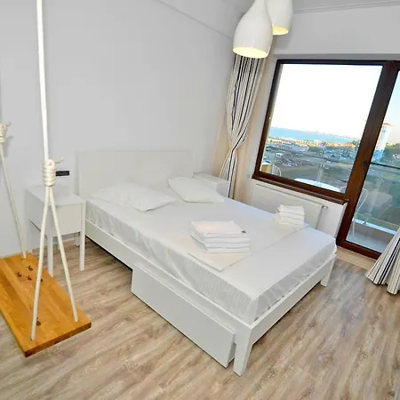 Summerland Happy Blue * Mamaia