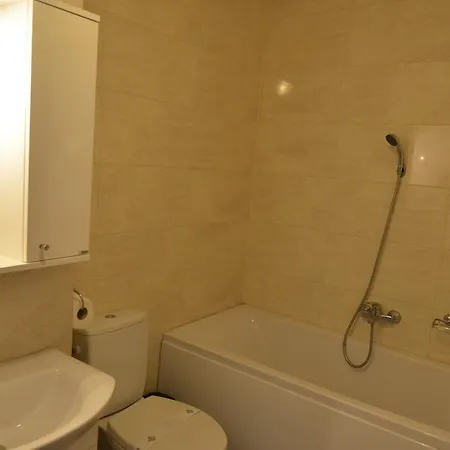 Summerland Happy Blue Mamaia