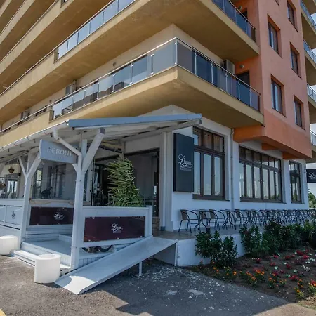 Summerland Happy Blue * Mamaia