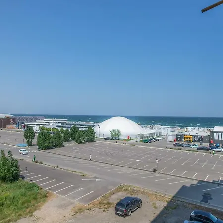 Summerland Happy Blue Mamaia