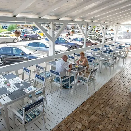 Summerland Happy Blue * Mamaia